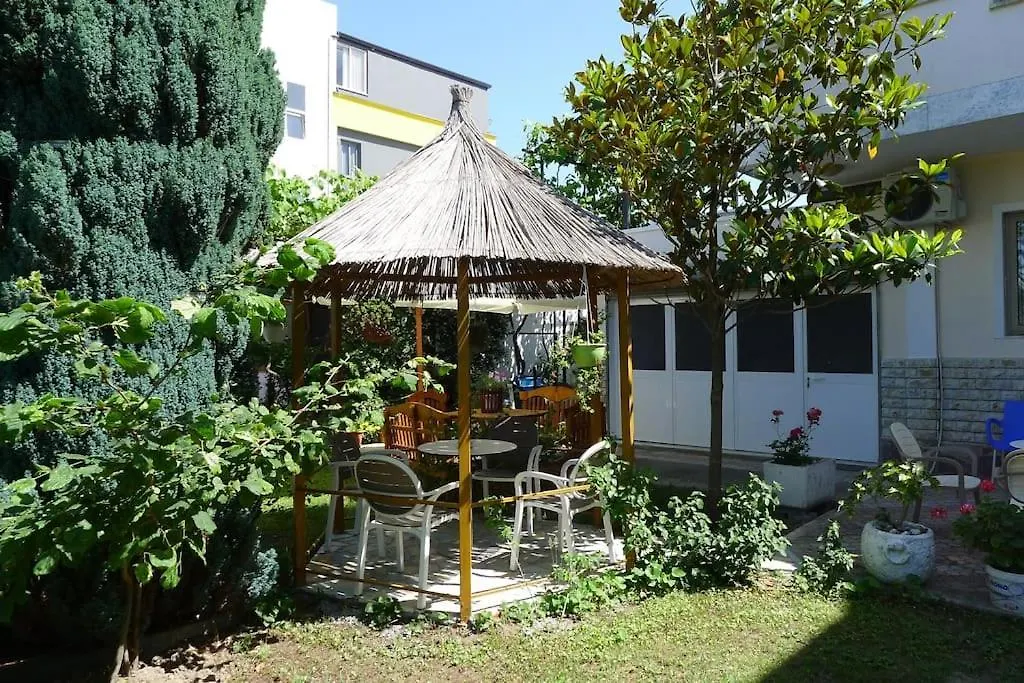Apartment Beach House, Room For Couple In 2Nd Floor Velipoje