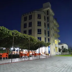 Hotel Restaurant Globi, Velipojë